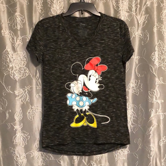 🌸3/ $15 Disney’s Minnie mouse T-shirt - Picture 1 of 3